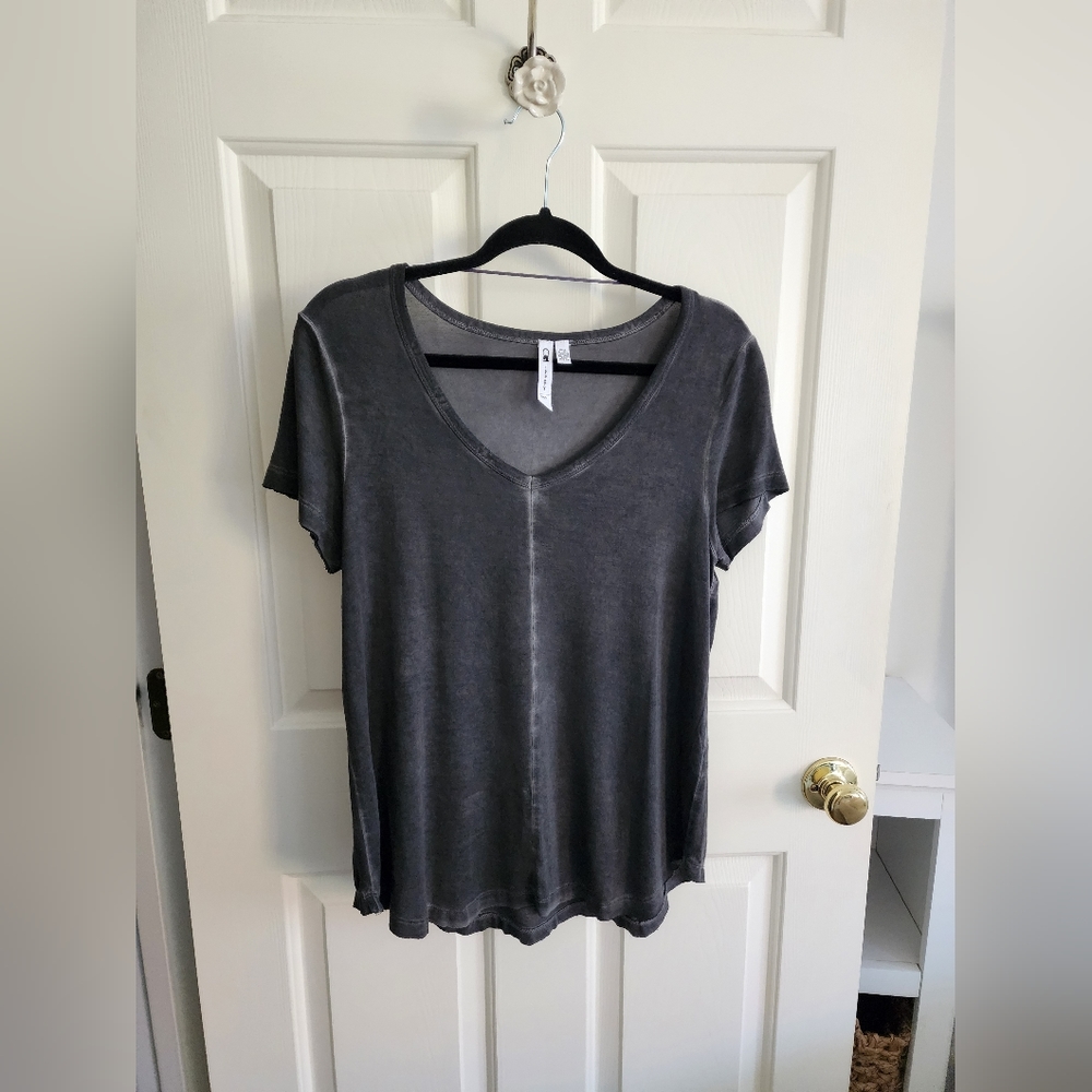 V Neck Tee